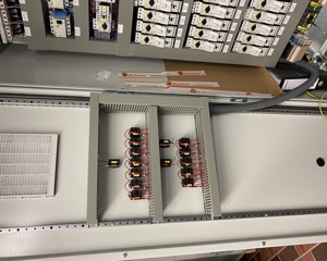 Control Cabinet Layer UV788 4r/4t